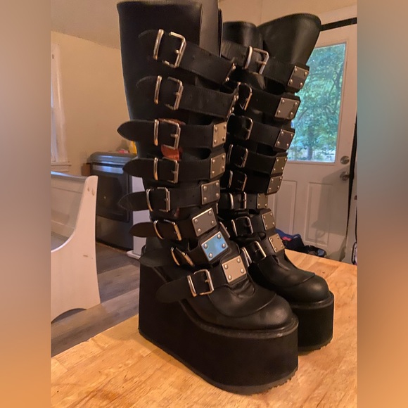 Demonia swing 815 - Picture 1 of 4